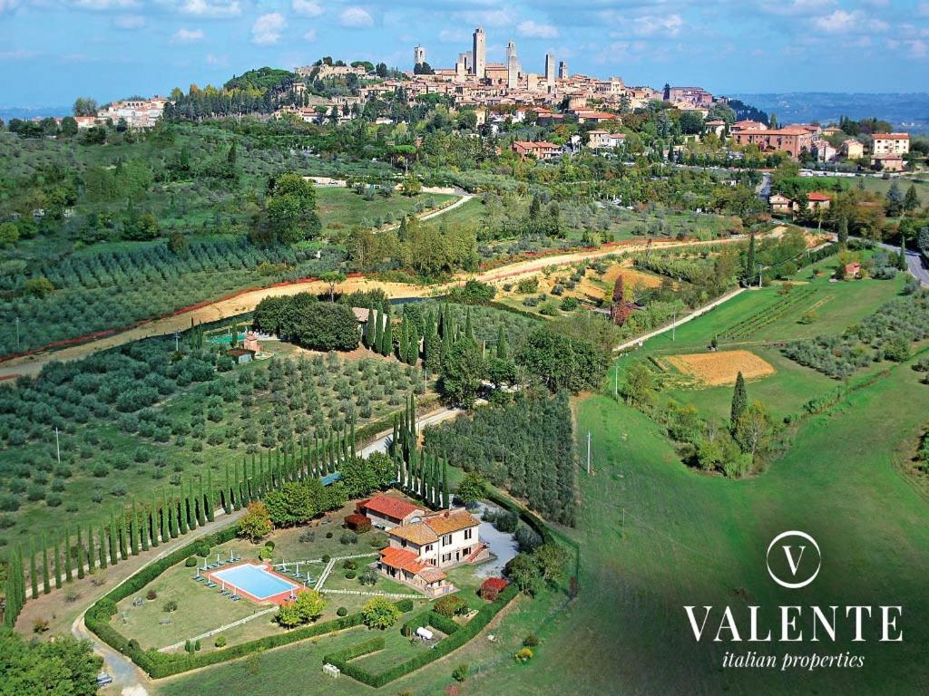 Podere Raggio Di Sole ซานจีมิญญาโน ภายนอก รูปภาพ