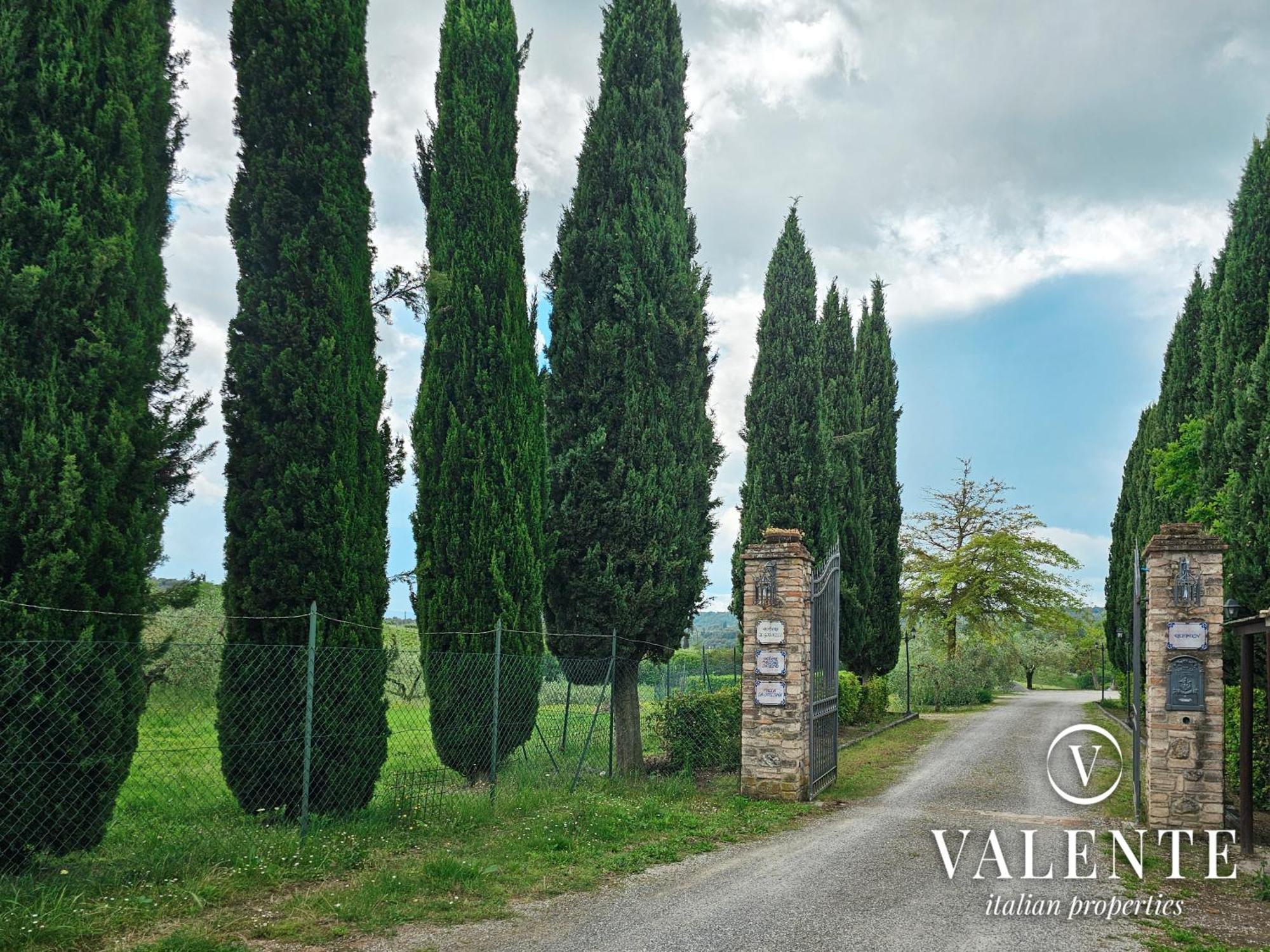 Podere Raggio Di Sole ซานจีมิญญาโน ภายนอก รูปภาพ