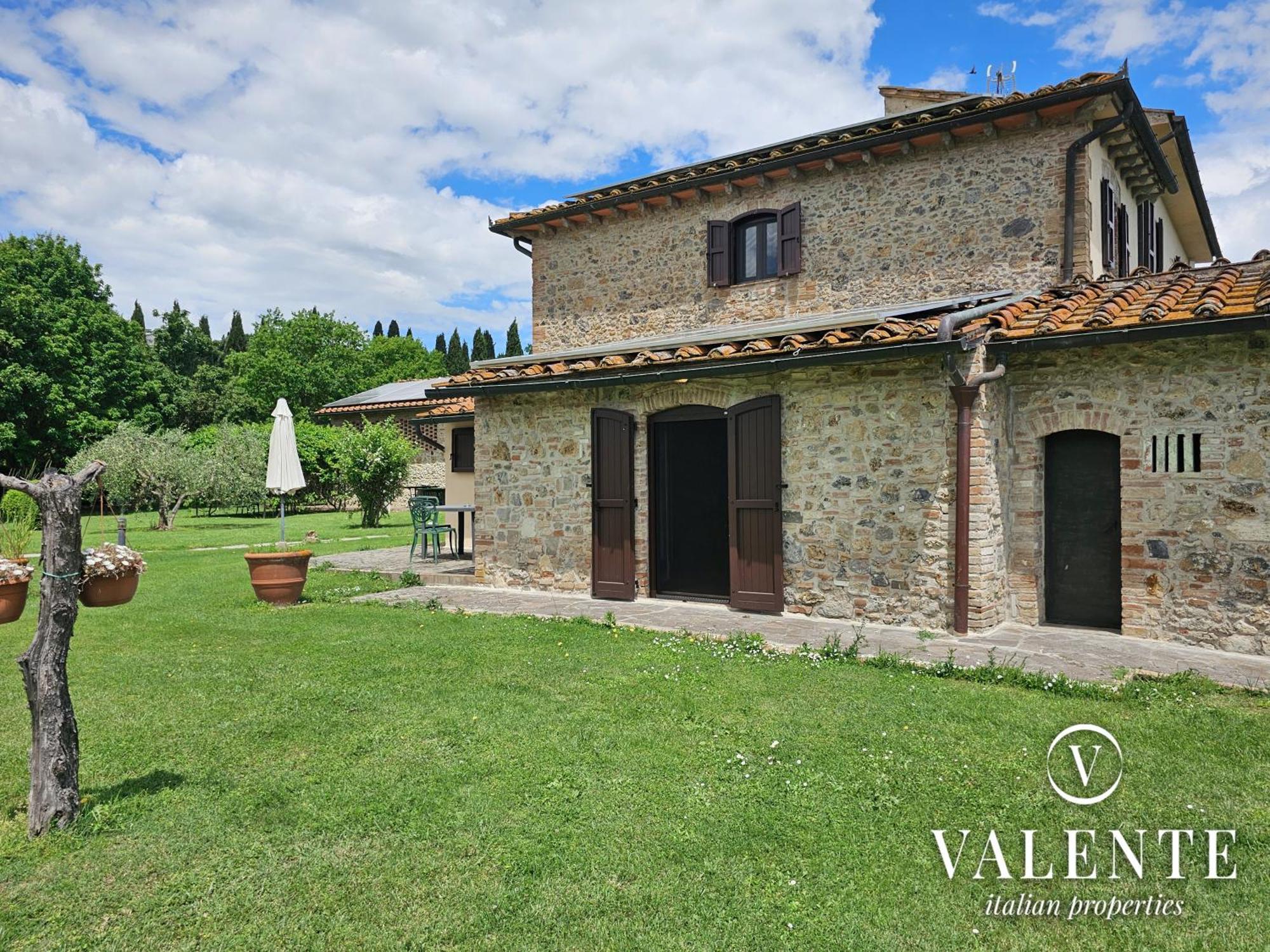 Podere Raggio Di Sole ซานจีมิญญาโน ภายนอก รูปภาพ